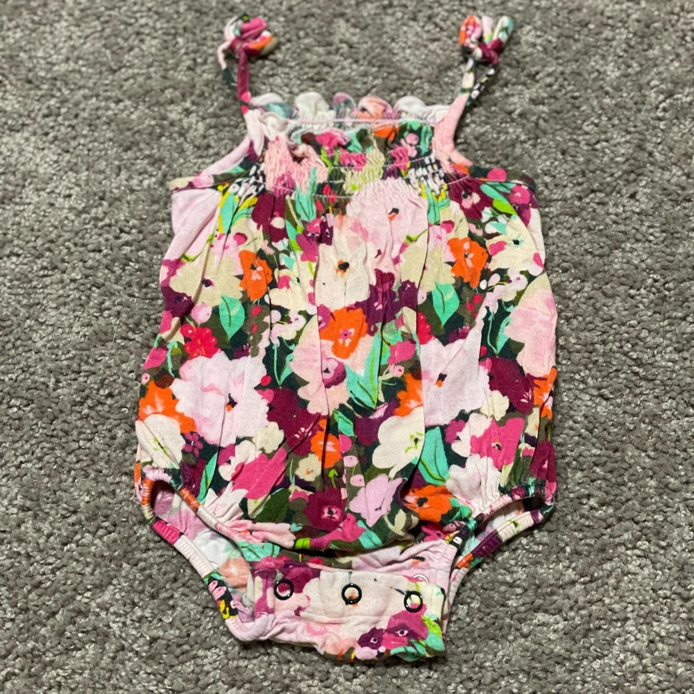 Posh Peanut Floral Bodysuit 0-3m